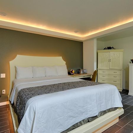 Romantic Inn & Suites ダラス 部屋 写真
