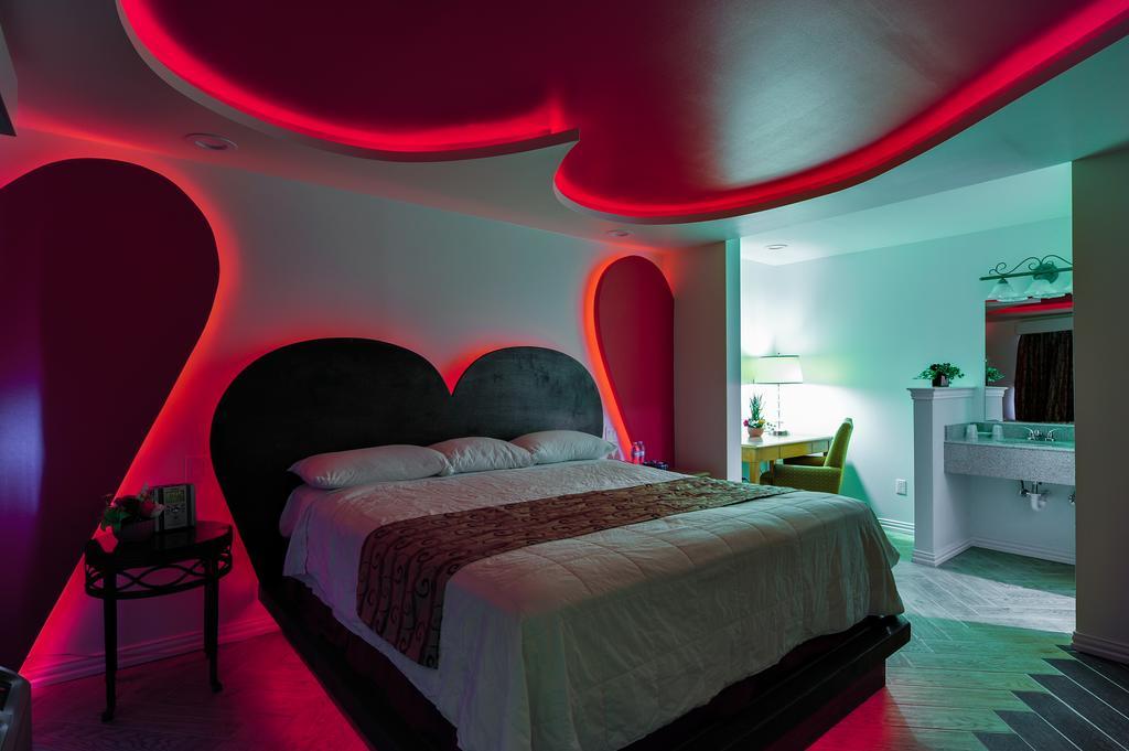 Romantic Inn & Suites ダラス 部屋 写真