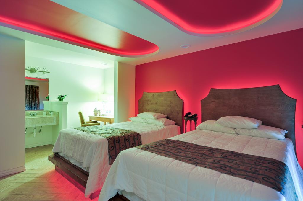 Romantic Inn & Suites ダラス 部屋 写真