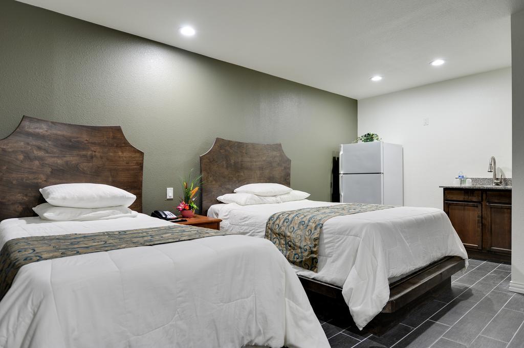 Romantic Inn & Suites ダラス 部屋 写真